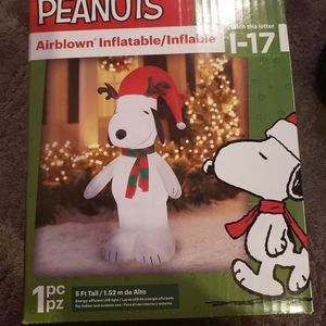 Christmas decor peanuts blow up